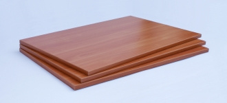 Blat stolika szkolnego 1-os. 75 x 50 cm, obrzeże PCV 2 mm - WIŚNIA Blat stolika szkolnego 1-os. 75 x 50 cm, obrzeże PCV 2 mm - WIŚNIA