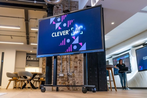 Monitor interaktywny Clevertouch IMPACT MAX 86" 4K Android | 8GB RAM – do szkół i firm Monitor interaktywny Clevertouch IMPACT MAX 86" 4K Android | 8GB RAM – do szkół i firm